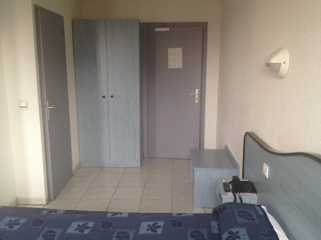 Hotel Le Strasbourg Mulhouse Ruang foto